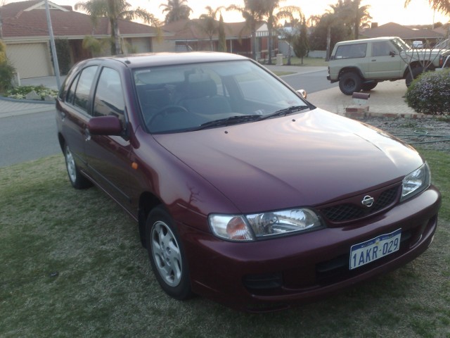 F/S Nissan Pulsar 1999 F/S Nissan Pulsar 1999