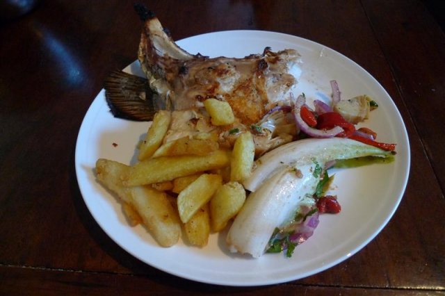 Dhu wings and belly with artichoke salad and chips