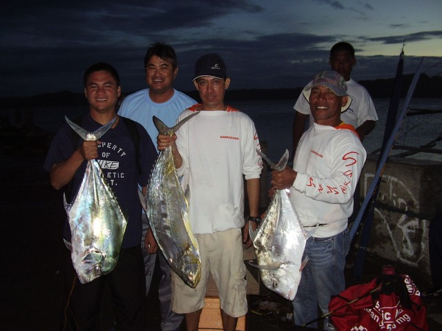 Queenfish and diamond trevally
