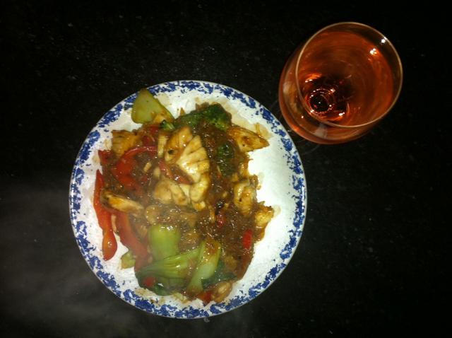 Chilli dhuie noodle stirfry with Pinot anyone